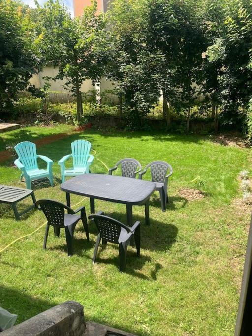 Logement Cosy Et Jardin Saint-Laurent-en-Royans Exteriör bild