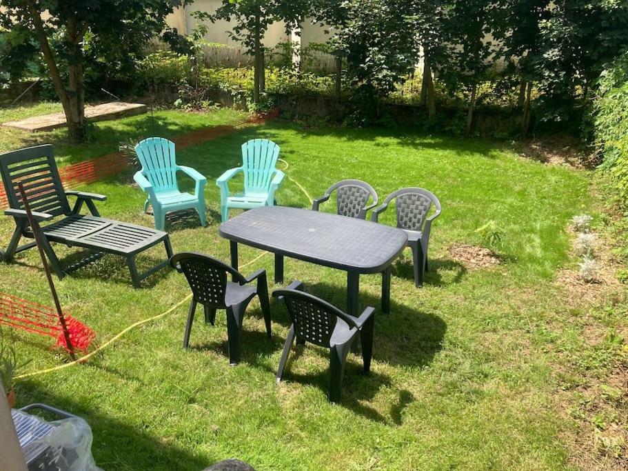 Logement Cosy Et Jardin Saint-Laurent-en-Royans Exteriör bild